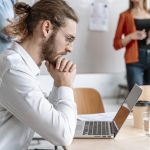 Quem não pode optar pelo Simples Nacional? Quais empresas estão fora? Veja qual regime seguir para pagar menos.